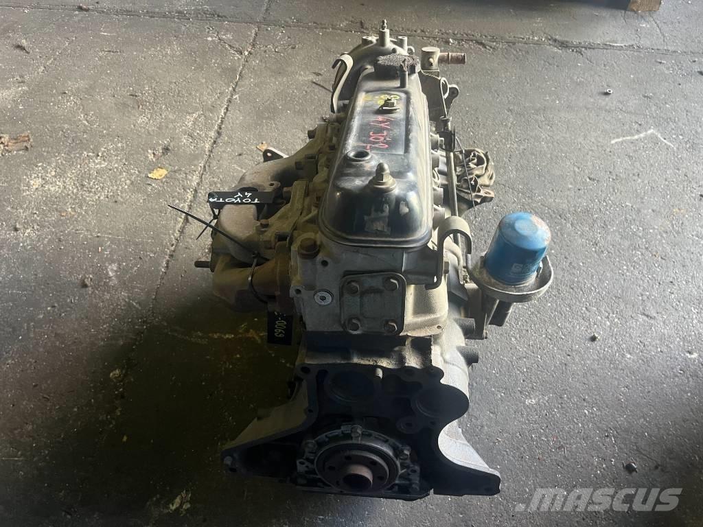 Toyota 4Y E-0116 Двигатели
