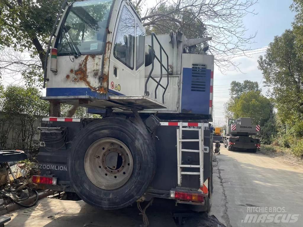 Zoomlion 350 Ton Всъдеходни кранове