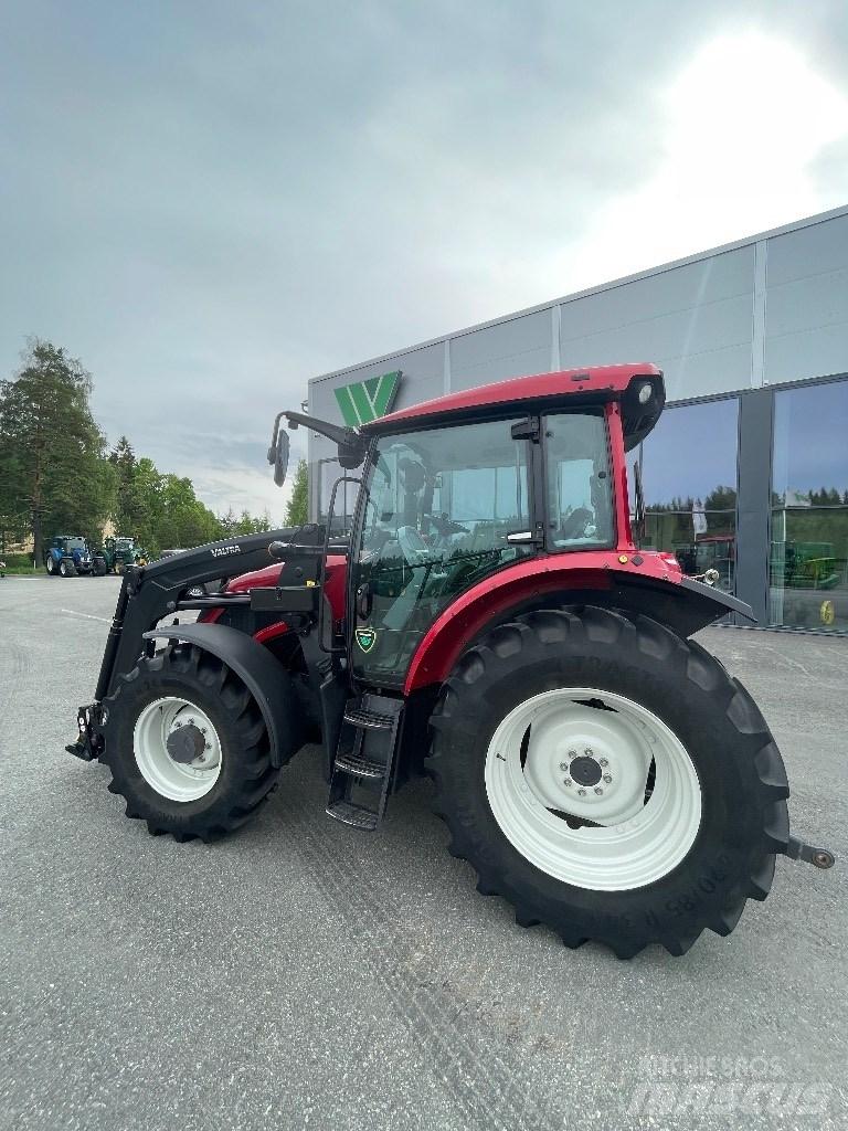 Valtra A105 Трактори
