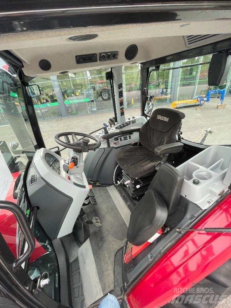 Valtra A105 Трактори