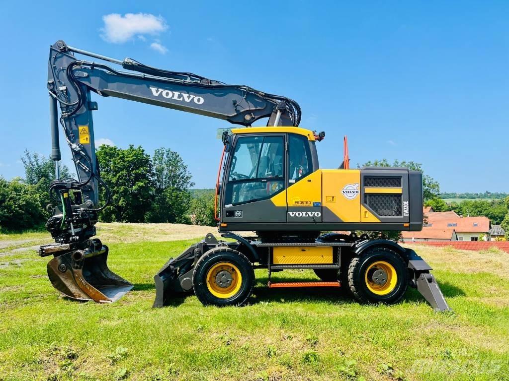 Volvo EW 220 E Колесни екскаватори