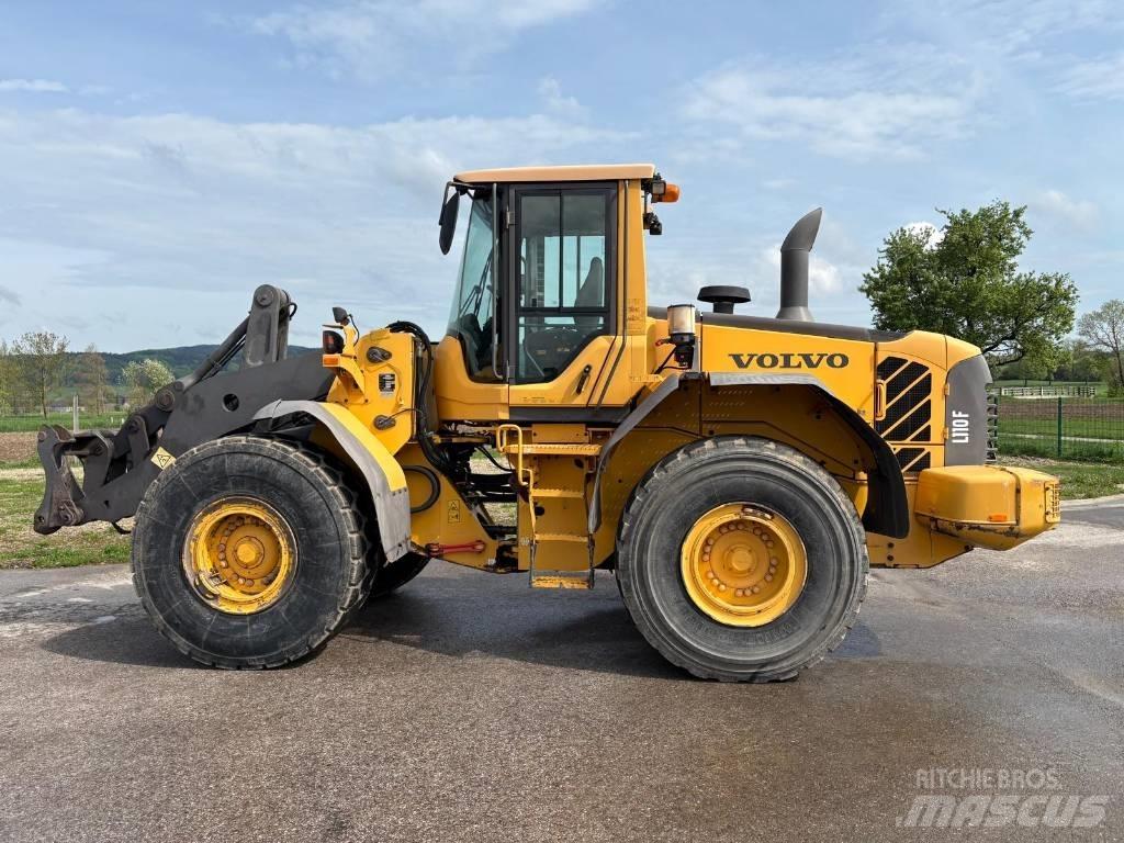 Volvo L 110 F Колесни товарачи