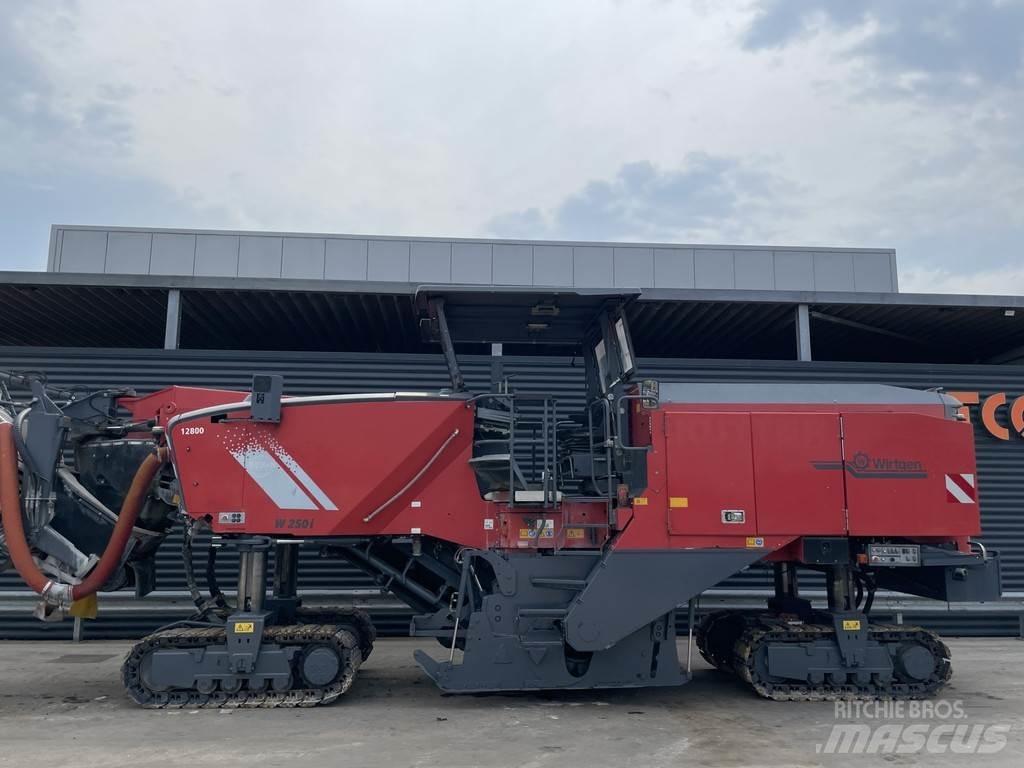 Wirtgen W 250 Машини за студено раздробяване на асфалт