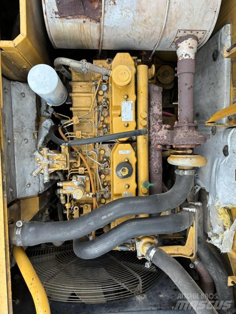 CAT 320 D L Верижен екскаватор