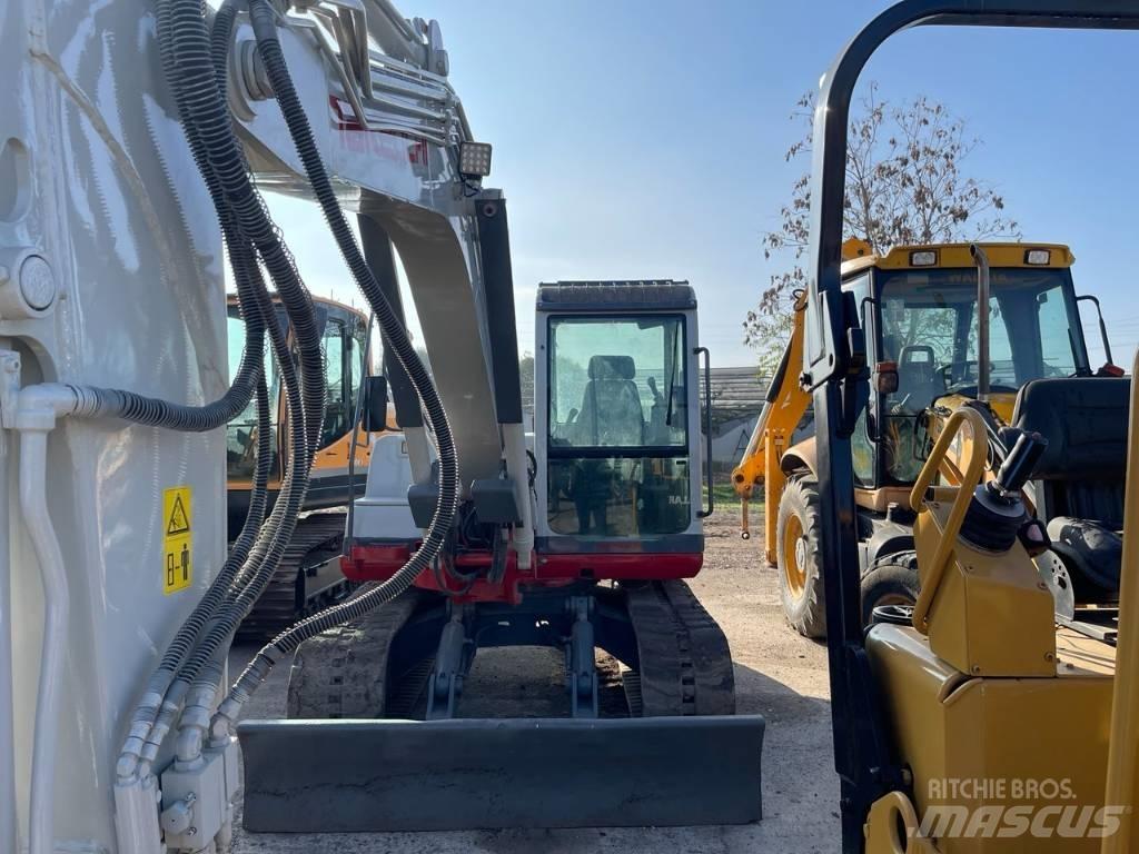 Takeuchi TB 175 Средни екскаватори 7т - 12т