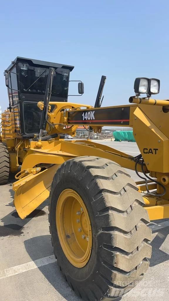 CAT 140 K Грейдери