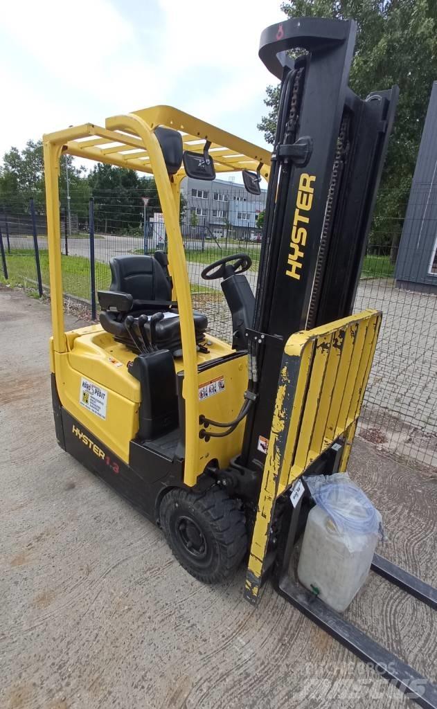 Hyster A 1.3 XNT Електрически вилични кари-повдигачи