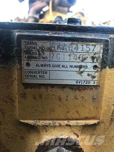 CAT 763 Предаване