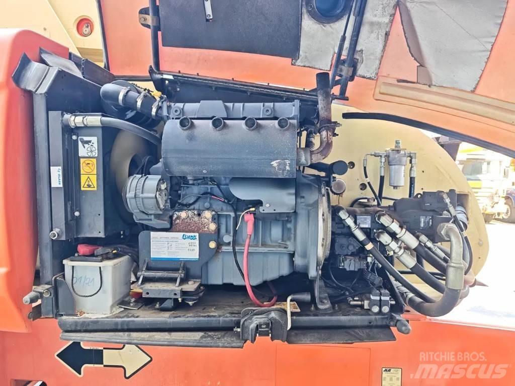 JLG 860 SJ Ножични работни платформи