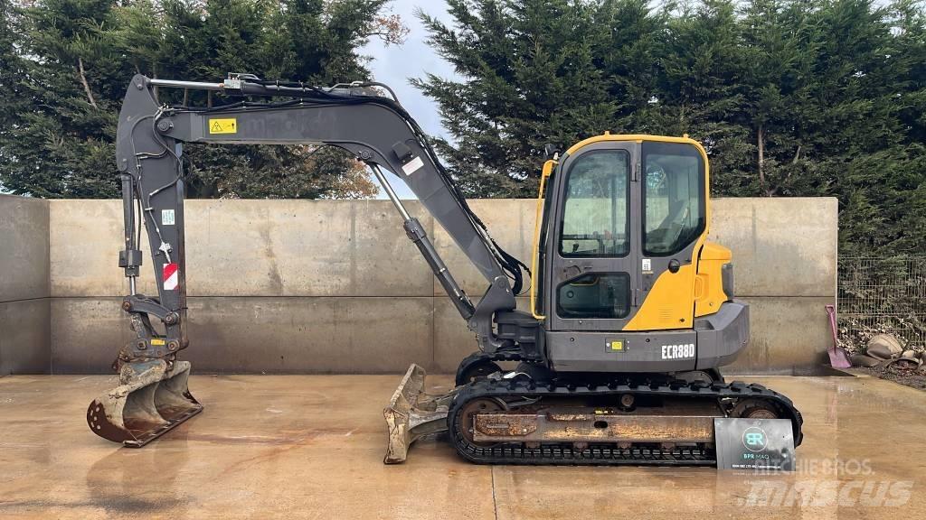 Volvo ECR 88 D Средни екскаватори 7т - 12т