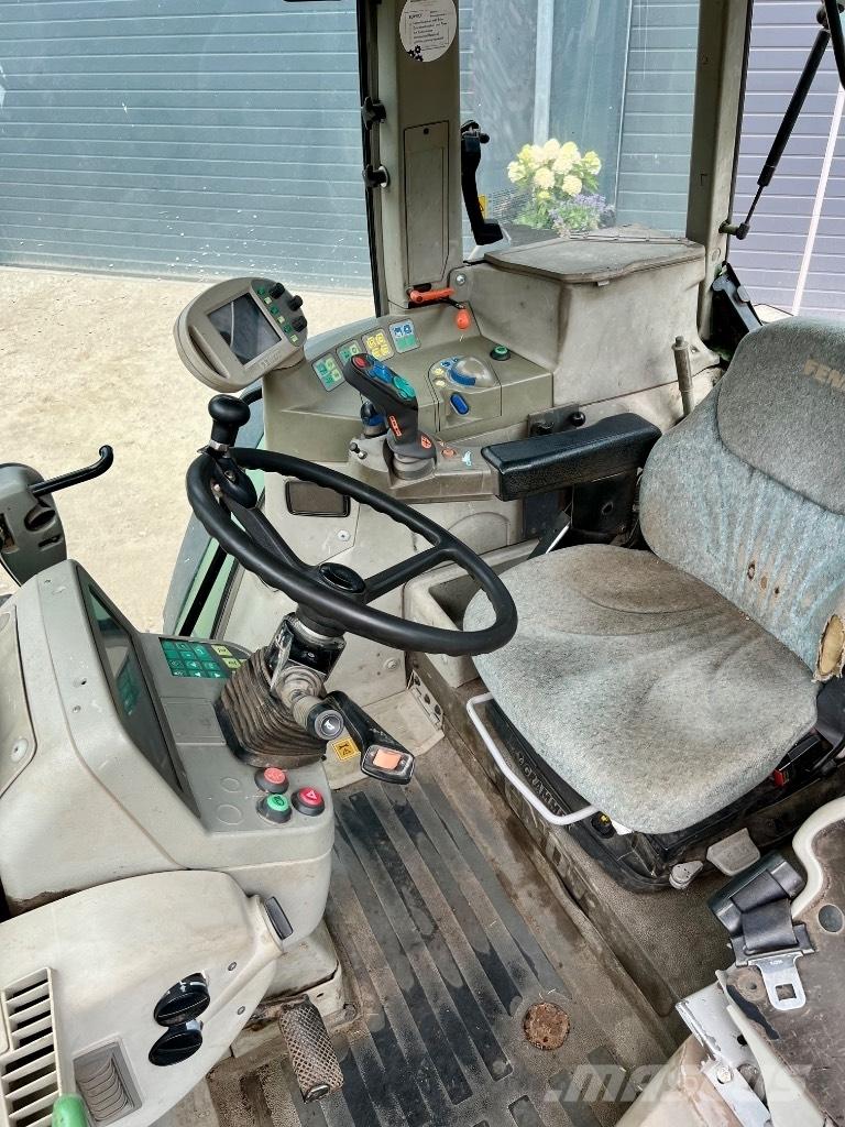 Fendt 712 Vario Трактори