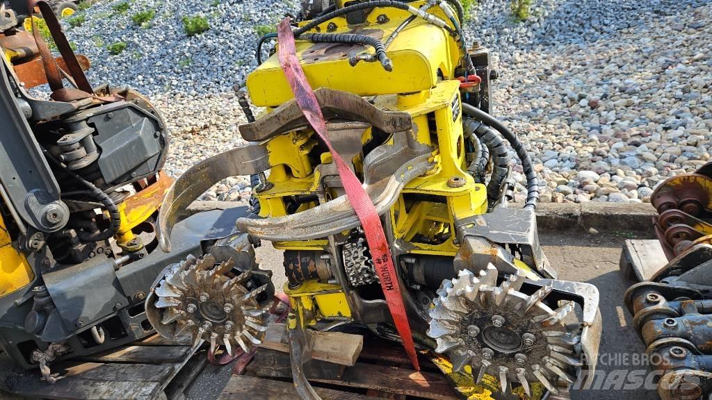 John Deere 1070 D Харвестери