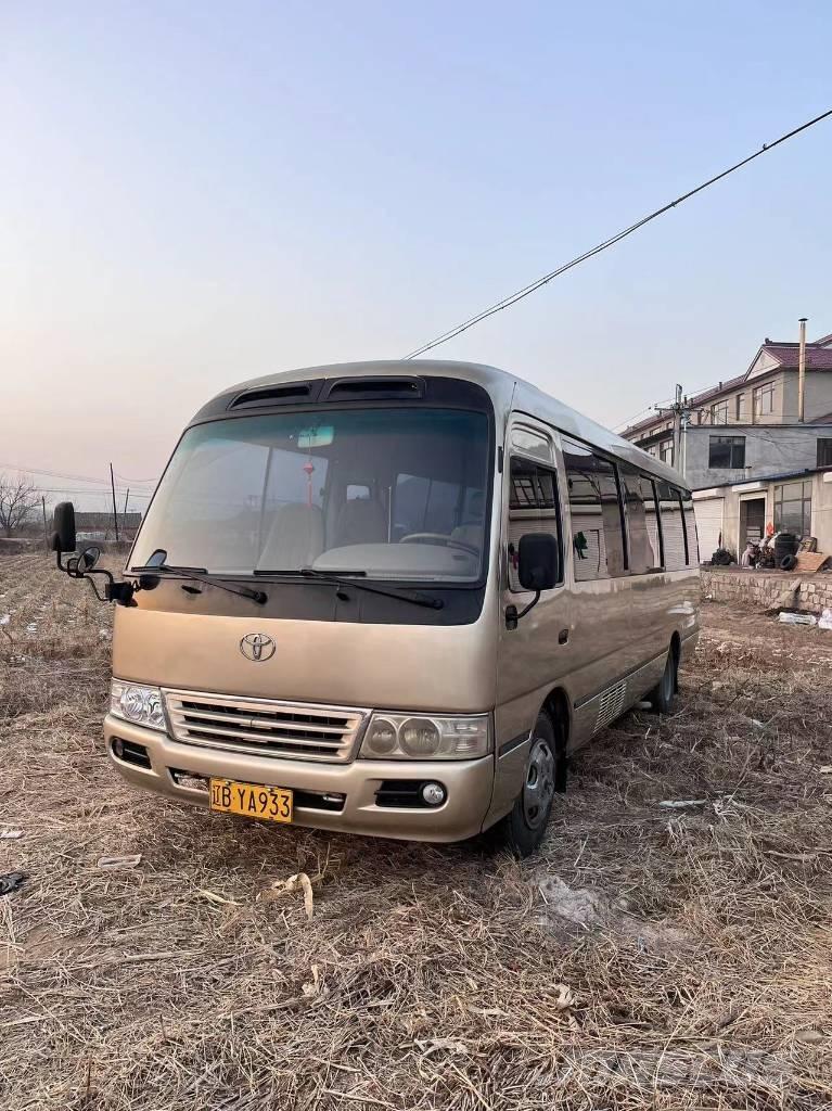 Toyota Coaster Bus Мини бусове