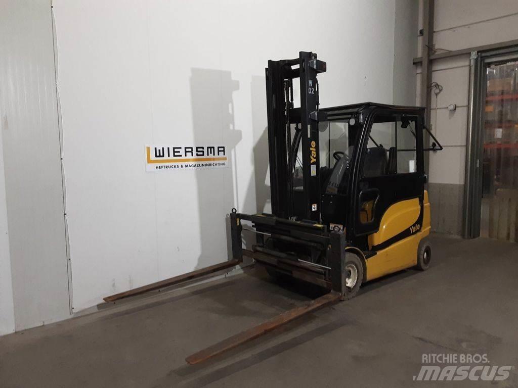 Yale ERP30VL V2745 Електрически вилични кари-повдигачи