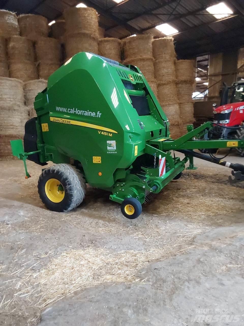 John Deere V 451 M Сламопреси за кръгли бали
