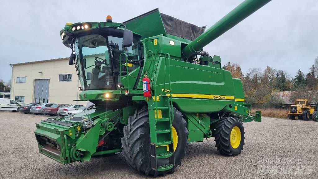 John Deere T670i Комбайни