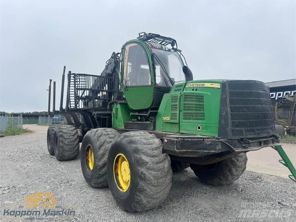 John Deere 1910E Форуардери