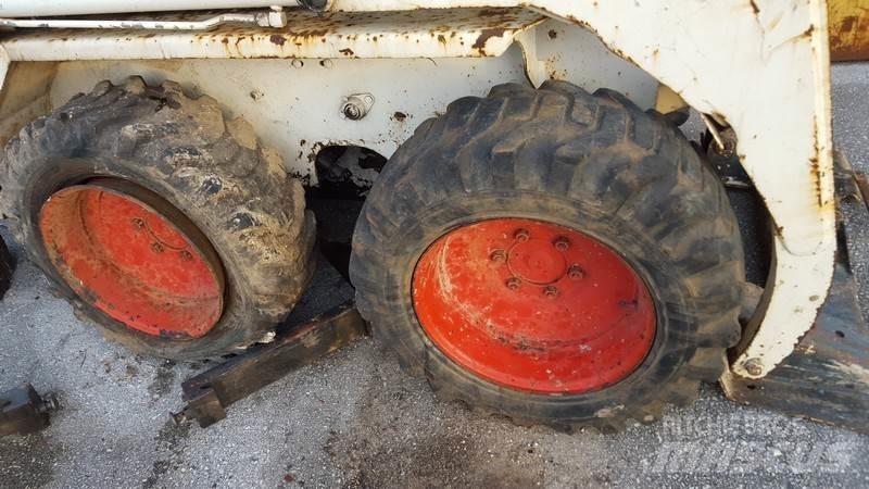 Bobcat Jantes BobCat Гуми