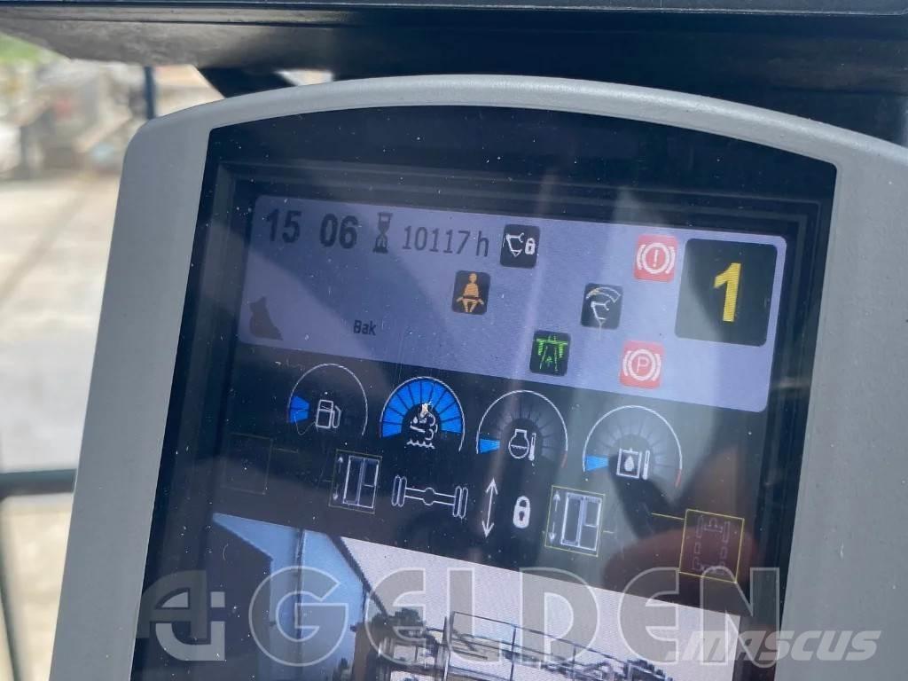 CAT MH3022 Оператори на отпадъци/индустрия
