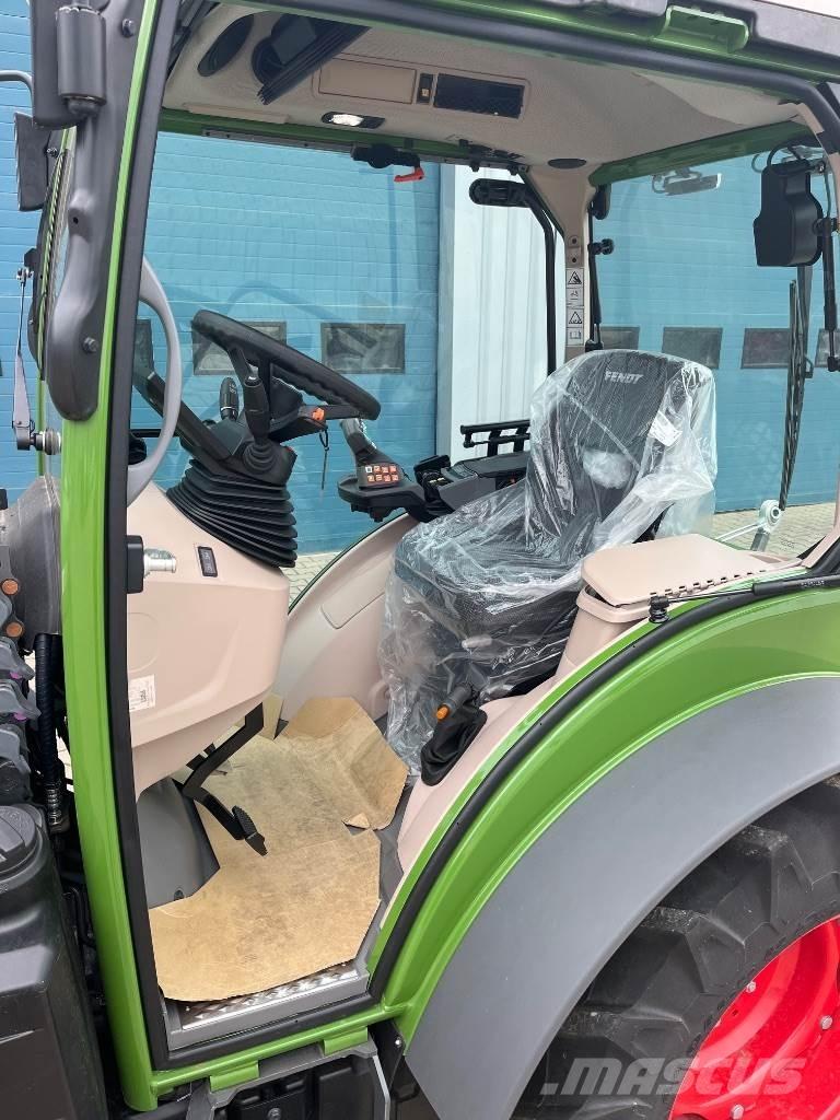 Fendt 209 Vario Трактори