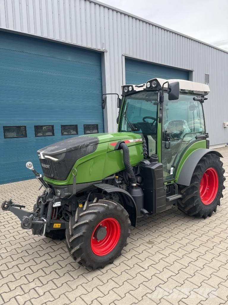 Fendt 209 Vario Трактори