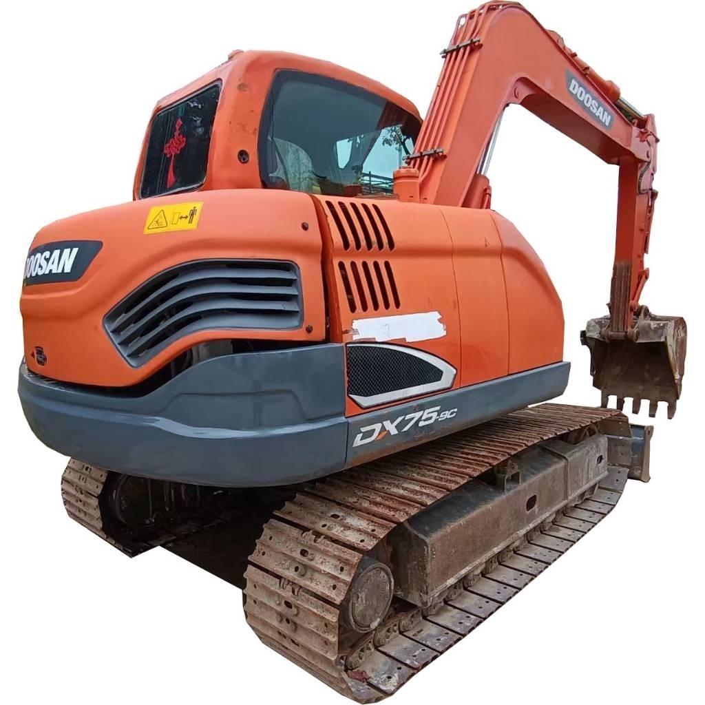 Doosan DX 75-9 C Верижен екскаватор