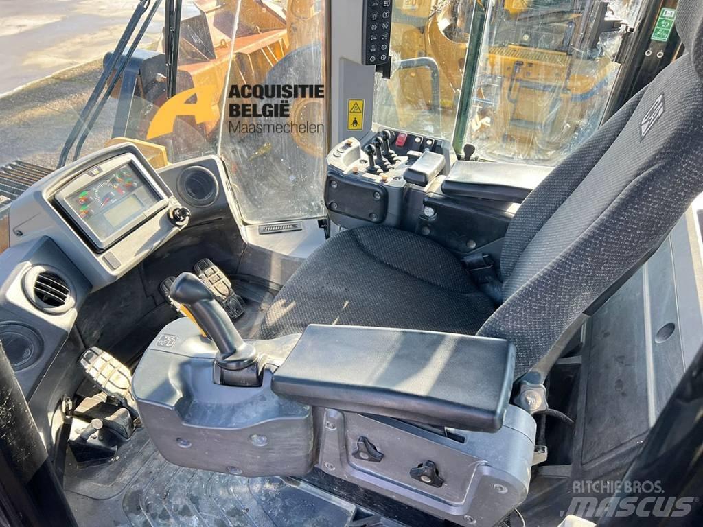 CAT 966 M Колесни товарачи
