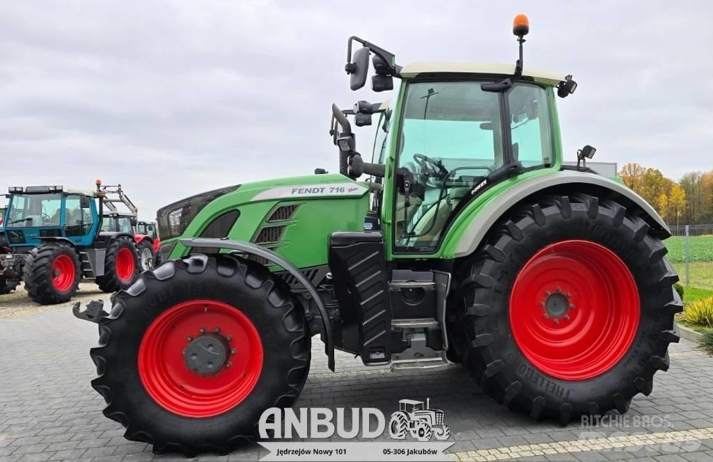 Fendt 716 Vario S4 Трактори
