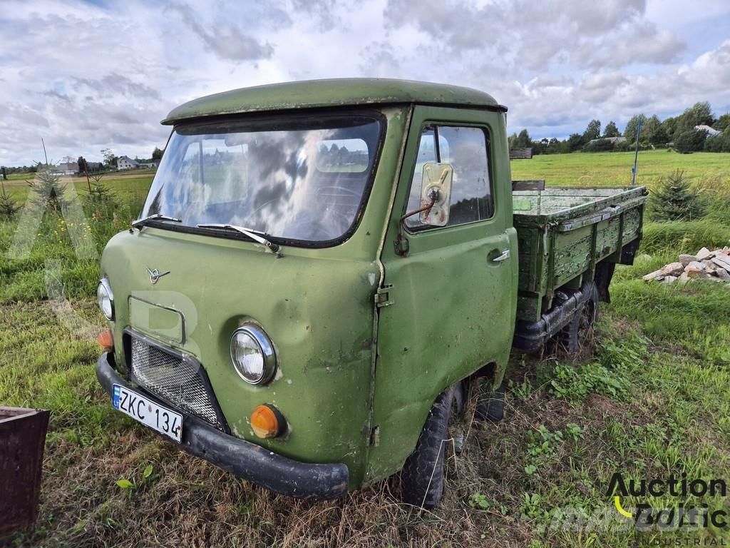  UAZ 452 Пикапи
