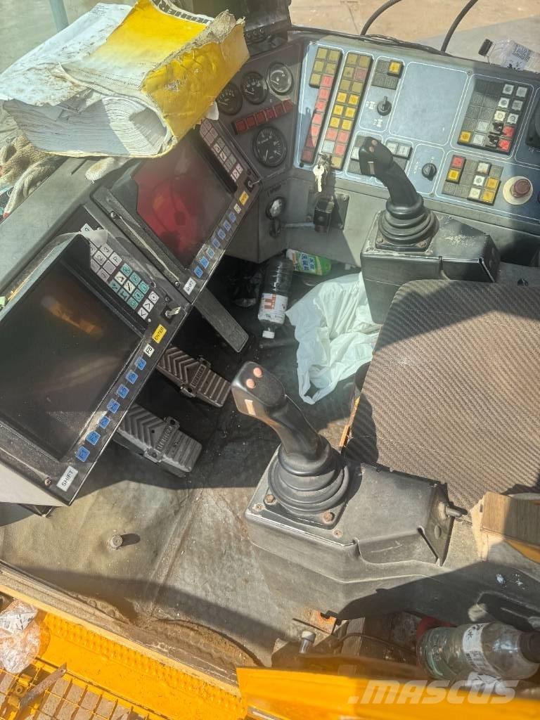 Liebherr LR 1400-2 Верижни кранове

