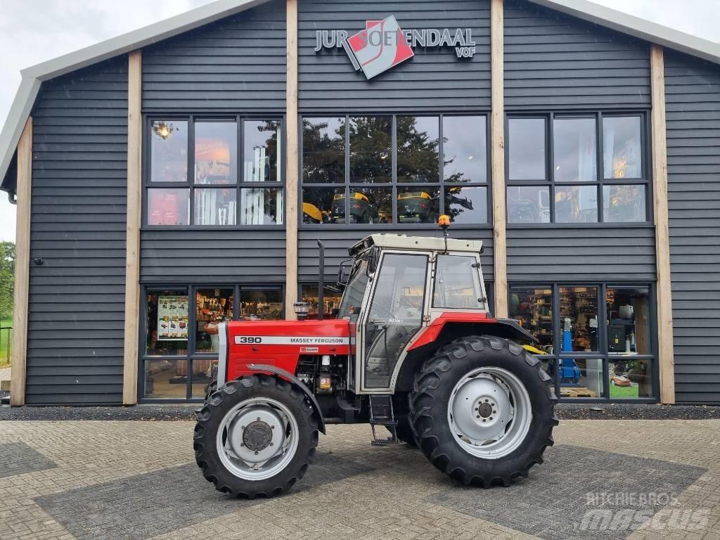 Massey Ferguson 390 Трактори