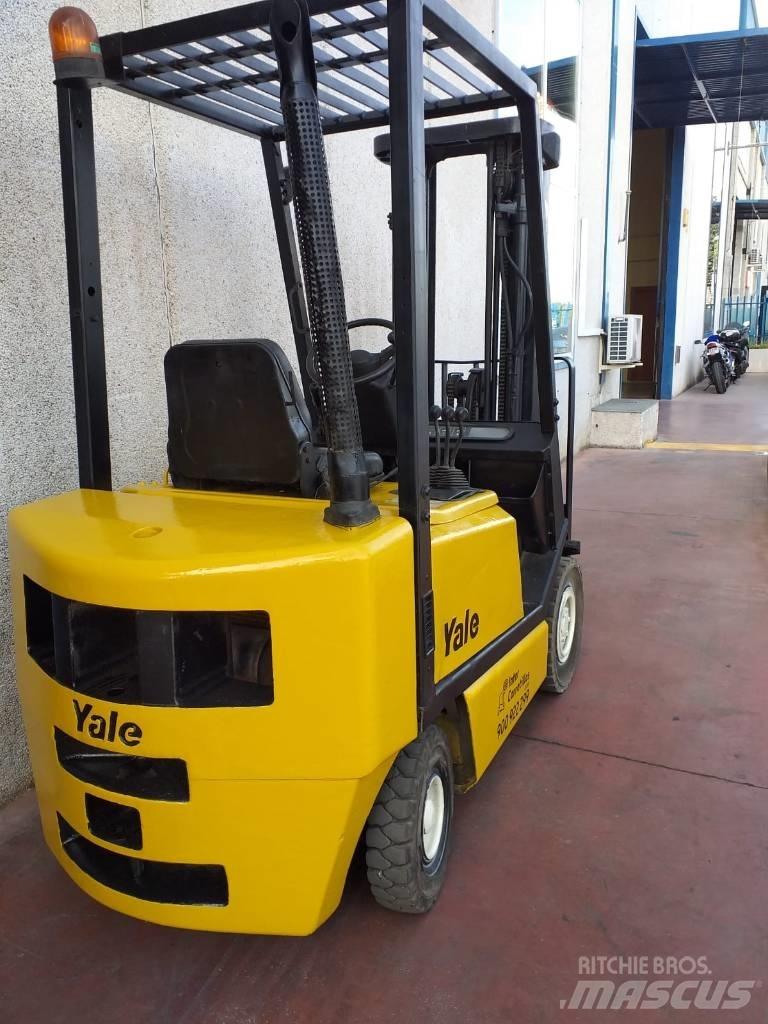 Yale GDP20AF Дизелови камиони