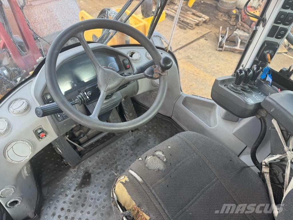 Volvo L 120 G Колесни товарачи