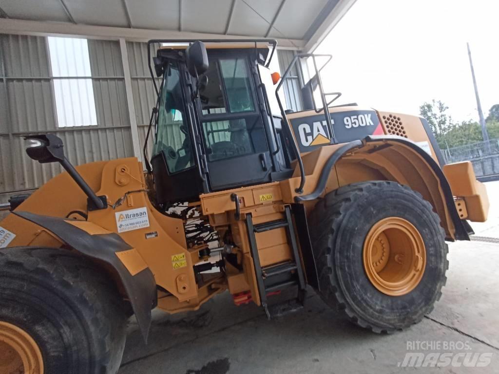 CAT 950 K Колесни товарачи