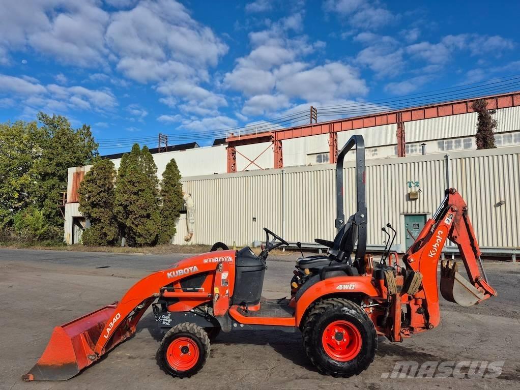 Kubota BX23S Товарач със заден ексватор