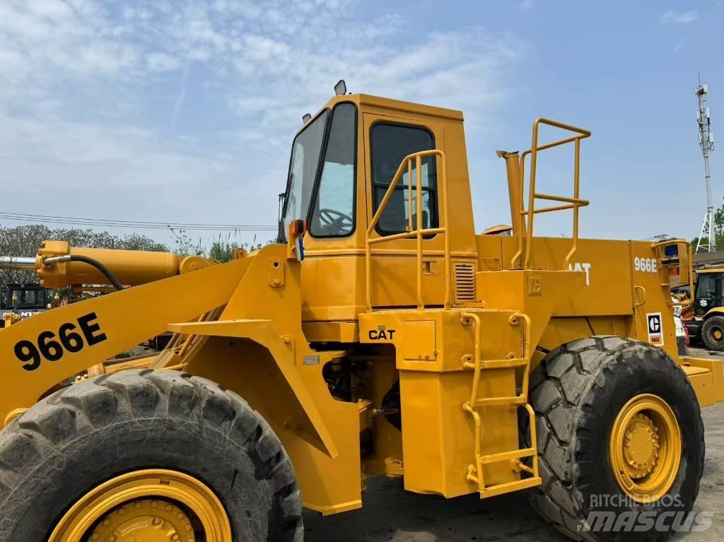 CAT 950E Колесни товарачи