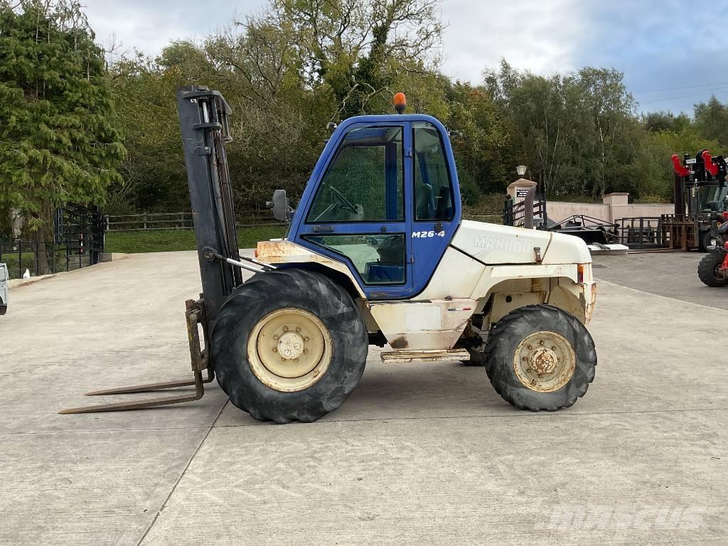 Manitou M 26.4 Камиони за херавни местности