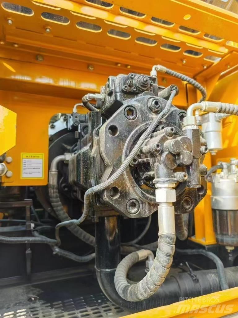 Sany 305 Верижен екскаватор