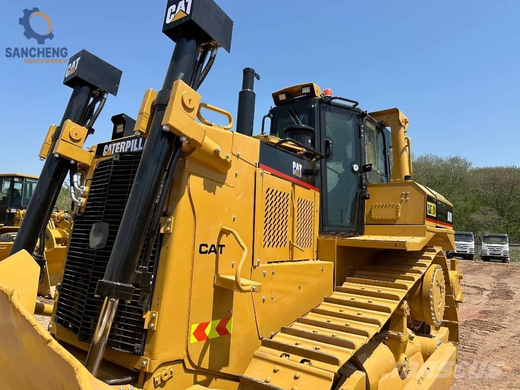 CAT D8R Верижни булдозери

