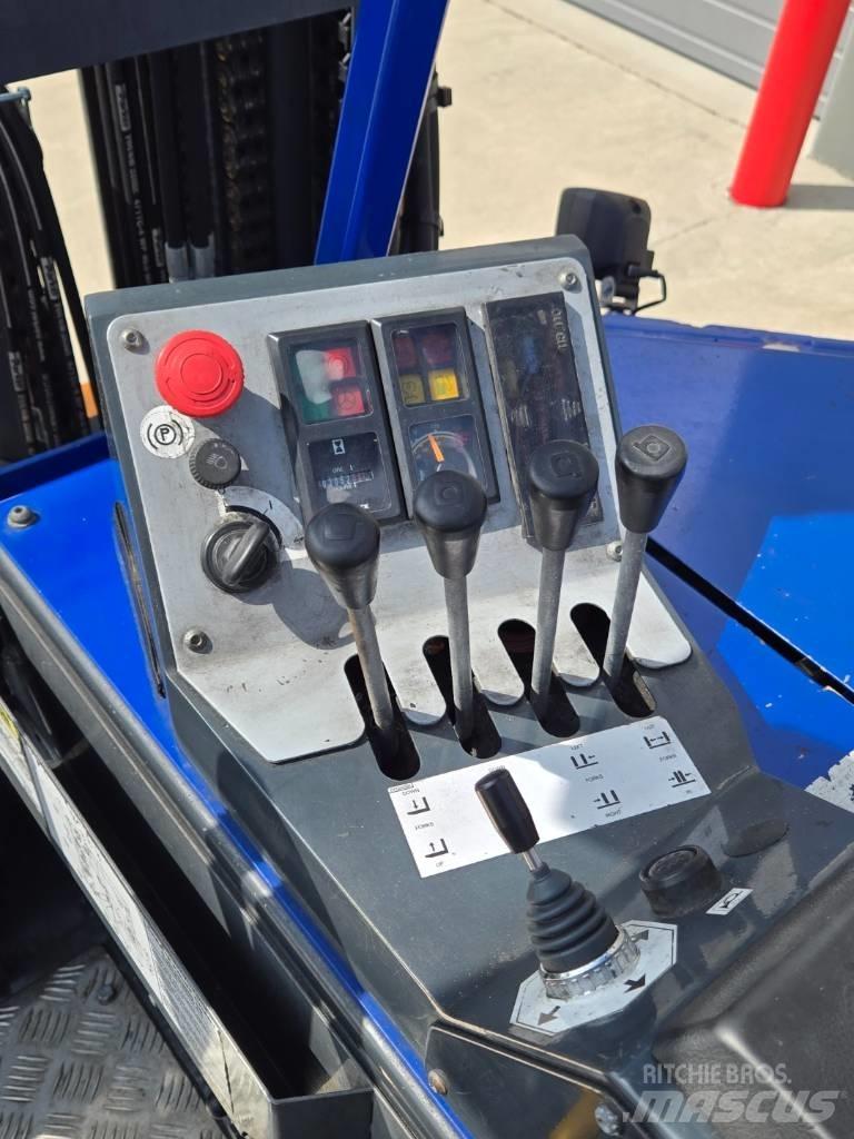 Combilift C 6000 Ретрак/ Високоповдигач с изместване на вилката напред