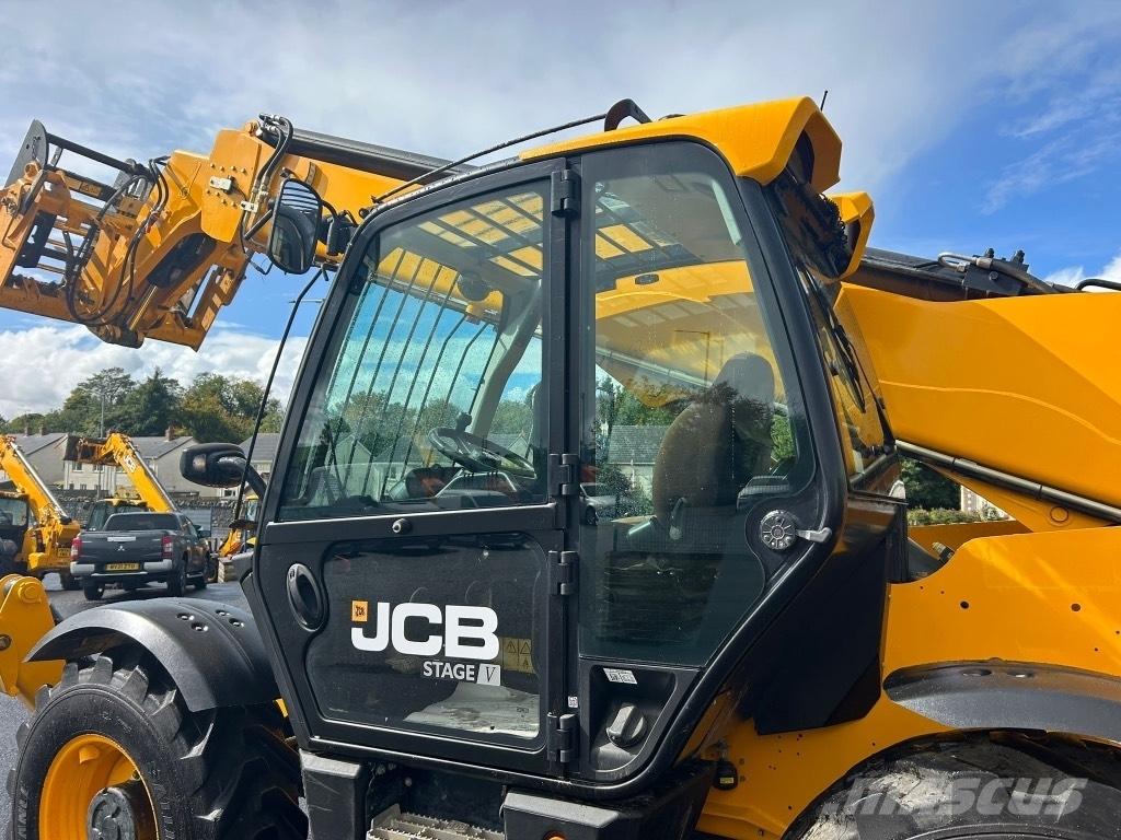 JCB 540-140 Sway / AC Телескопични товарачи