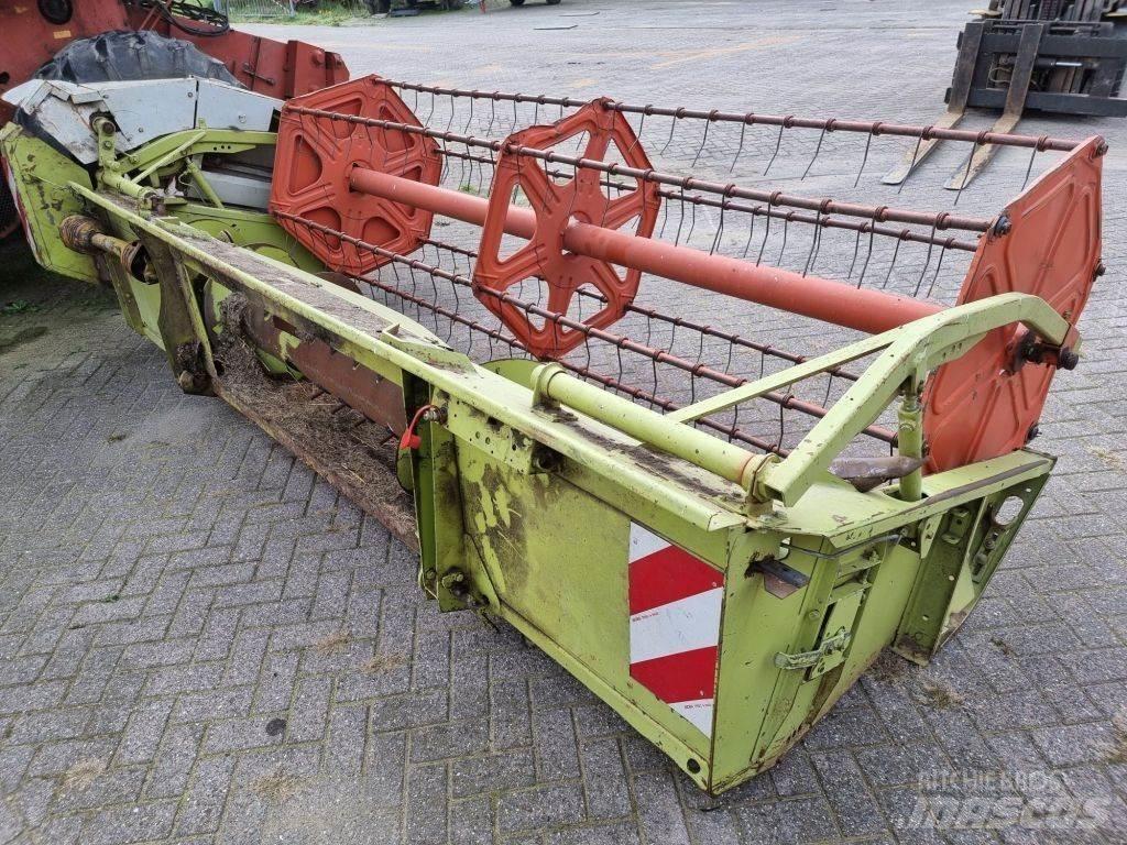 CLAAS 68s Комбайни