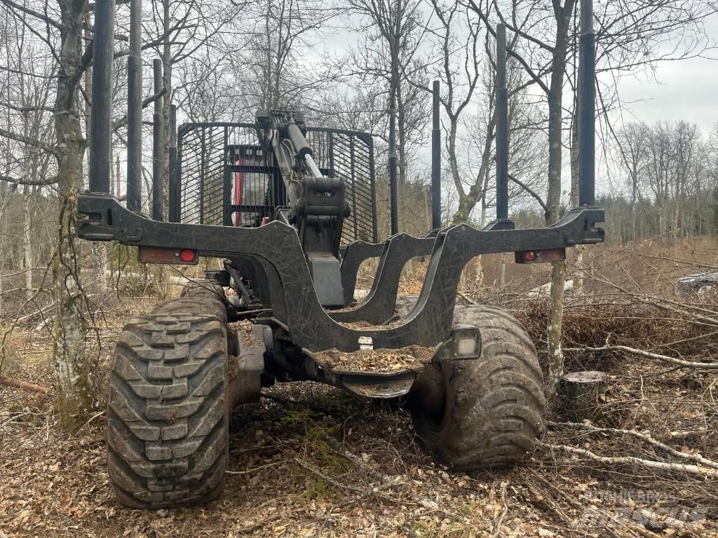 Komatsu 875 Форуардери