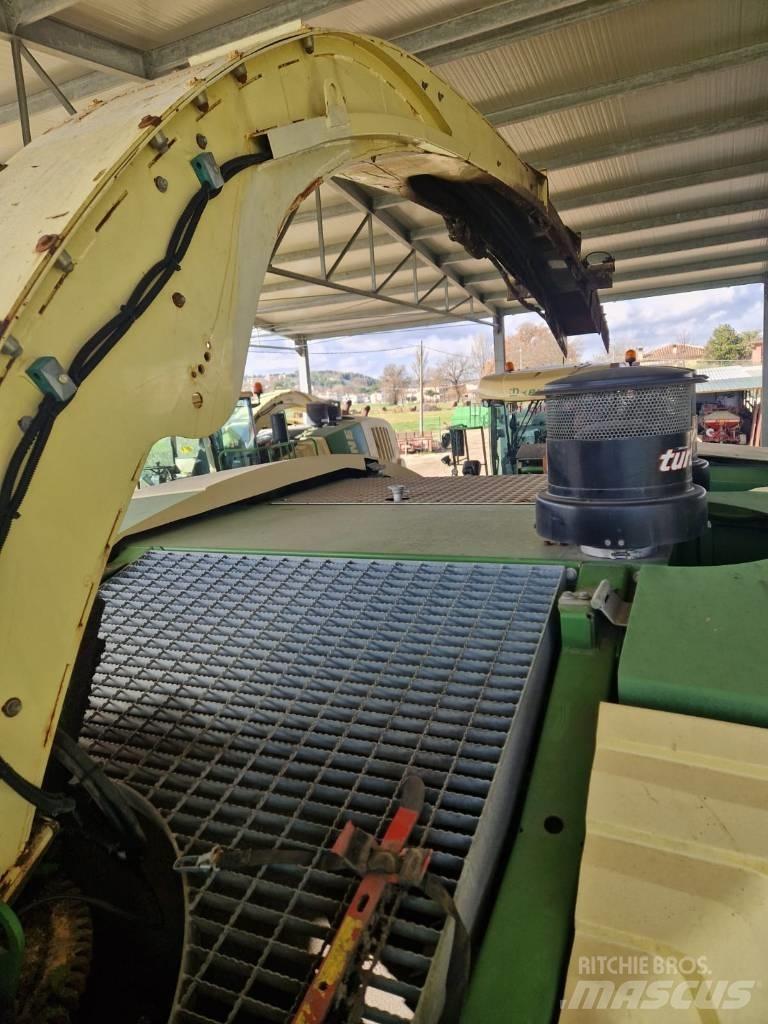 Krone Big X 800 Самоходни фуражири