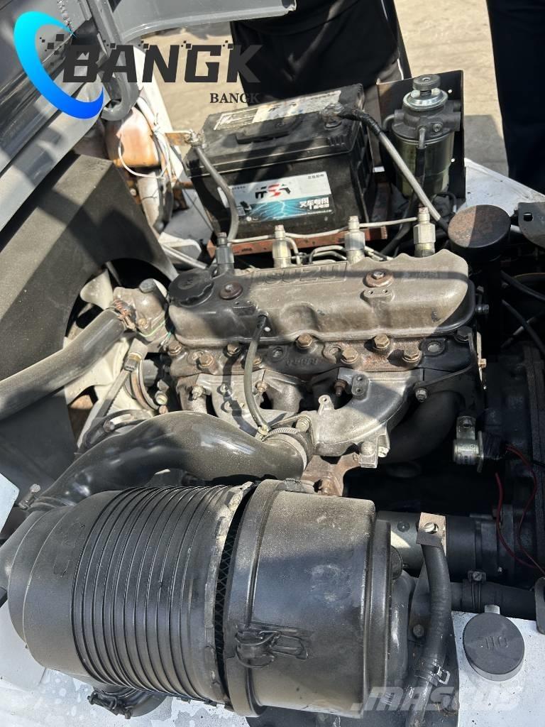 TCM FD30T3C Дизелови камиони