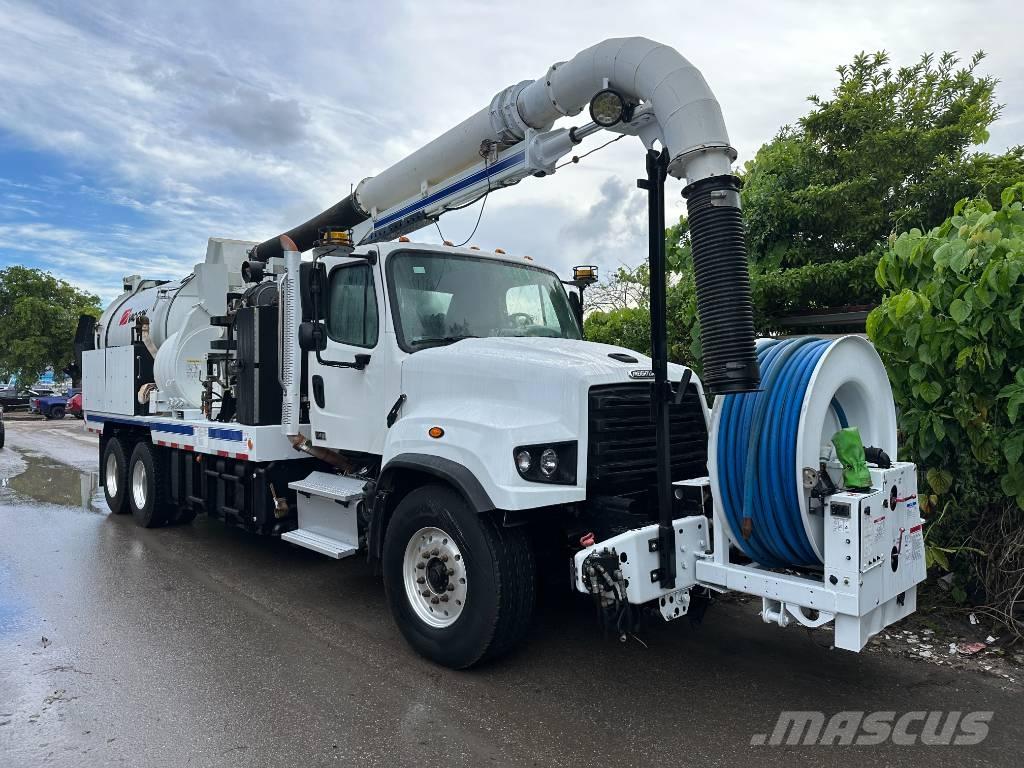 Freightliner 114 SD Комби / вакуум камиони
