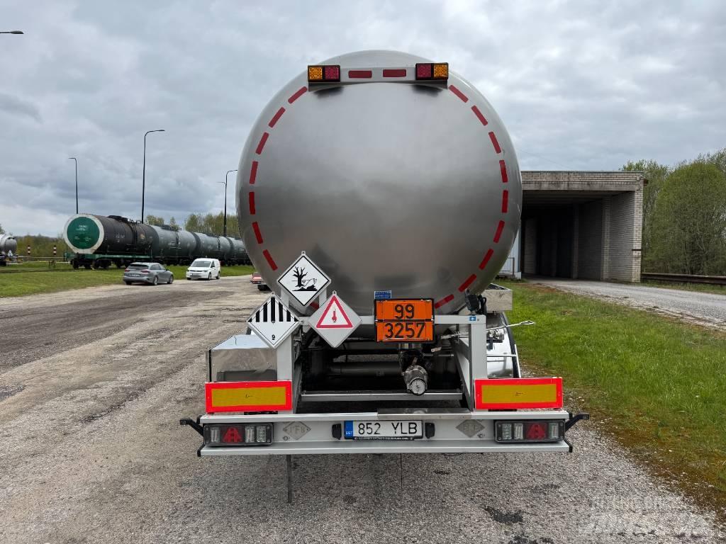 Feldbinder TSA 32.3 Цистерна