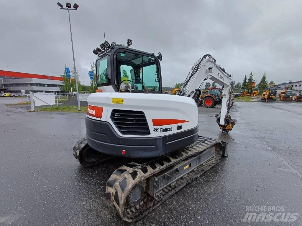 Bobcat E85 Средни екскаватори 7т - 12т