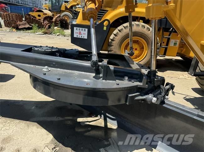 XCMG GR 180 Грейдери