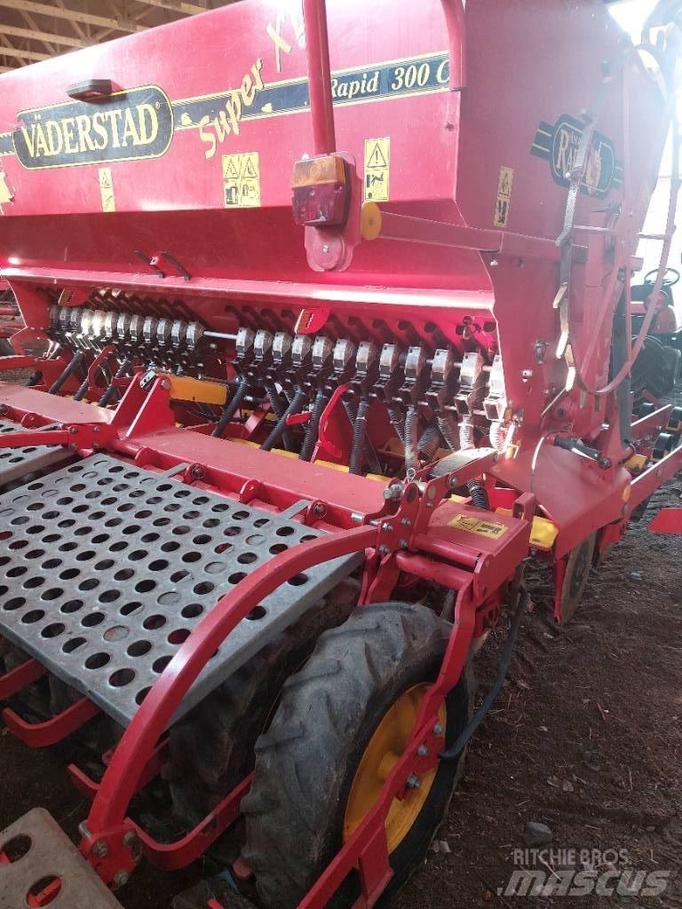 Väderstad Rapid300C Комбинирани редосеялки